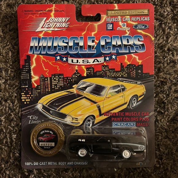 Johnny Lightning Limited Edition Muscle Car - Picture 1 of 3